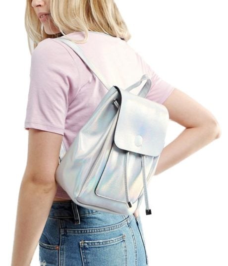 Sac &agrave; Dos design pour femme - Vinyle Argent&eacute; Iris&eacute; fa&ccedil;on Essence - NEW LOOK