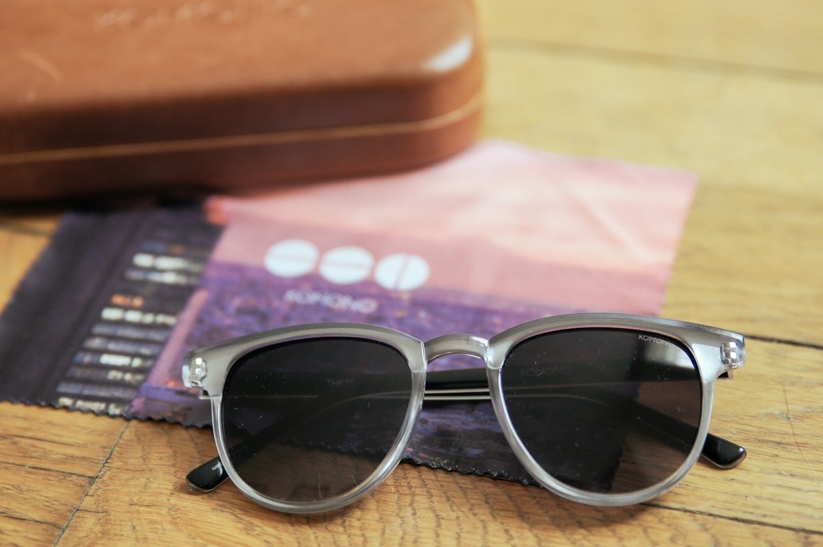 Contenu de la Box : Lunettes de Soleil KOMONO Homme