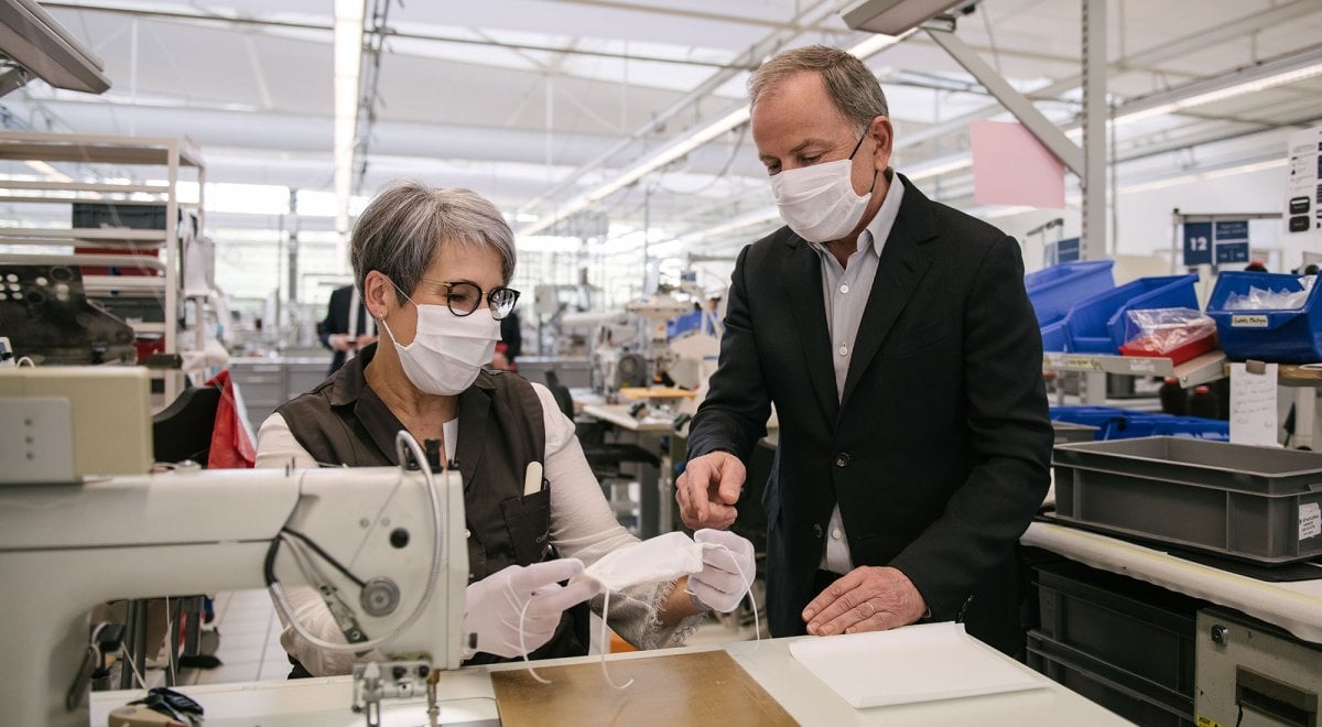 L’industrie de la mode se mobilise pour faire face au virus