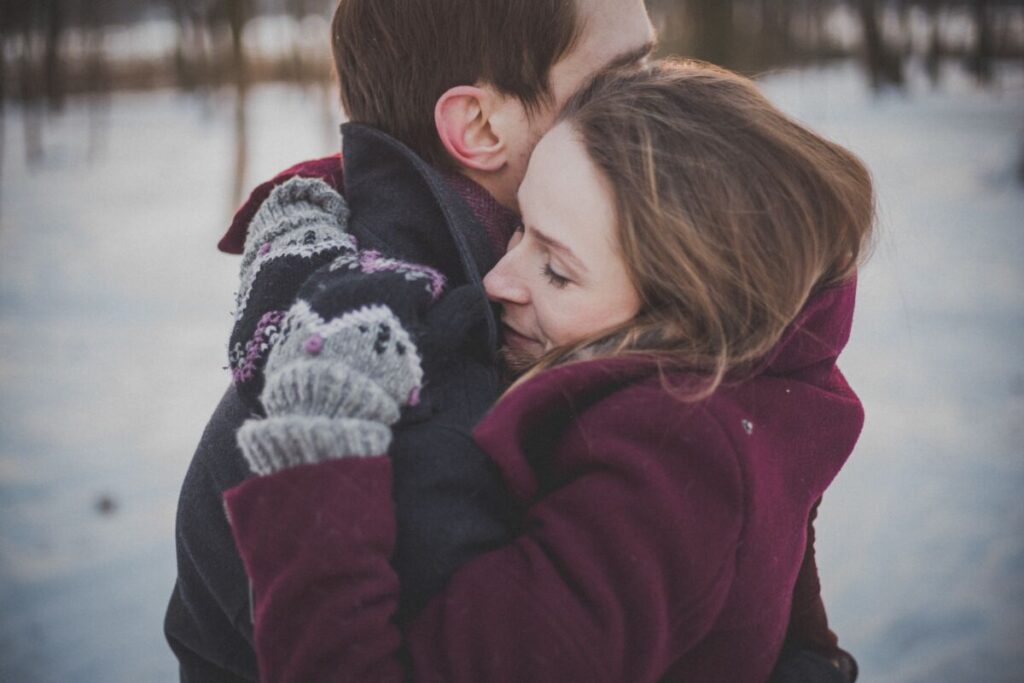 La science du layering pour ne pas avoir froid en hiver - - freestocks yB2TGLr rVo unsplash