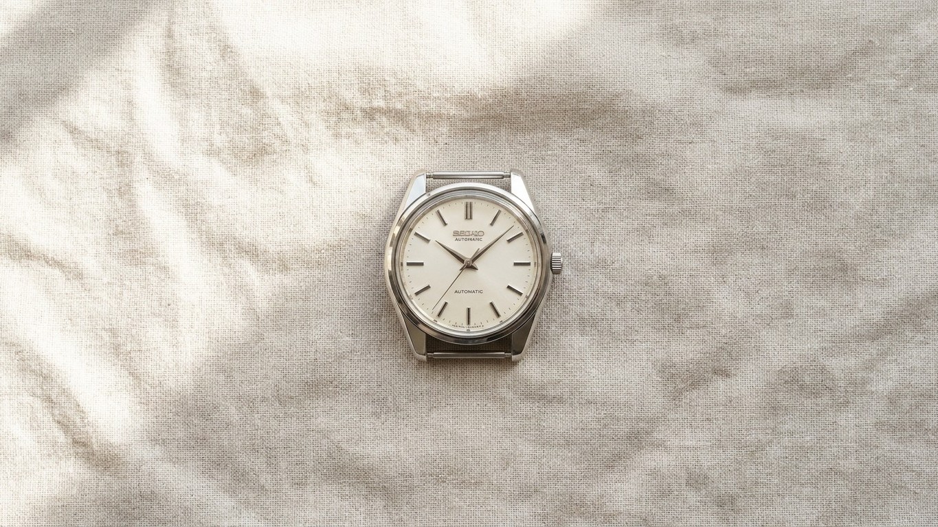 J'ai reposé l'automatique suisse à deux fois le prix juste pour le nom écrit sur le cadran : c'est la japonaise de 33 mm q...