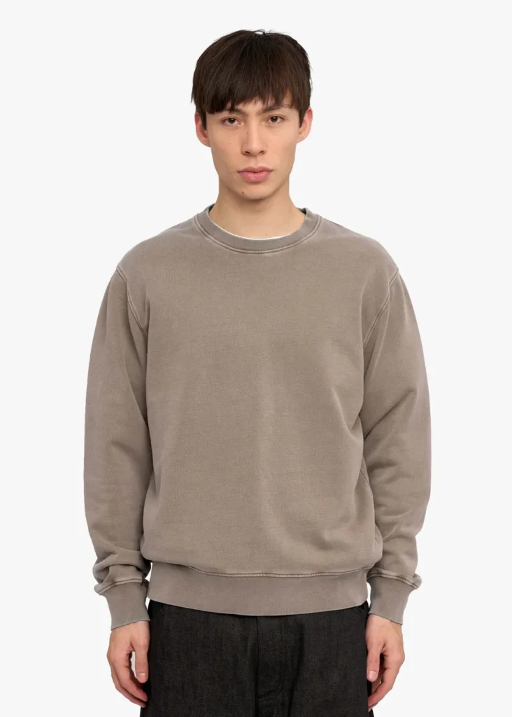 Ces 6 pièces bien choisies pourraient reléguer le costume-cravate au second plan sans affaiblir votre crédibilité - - sweat colorful standard