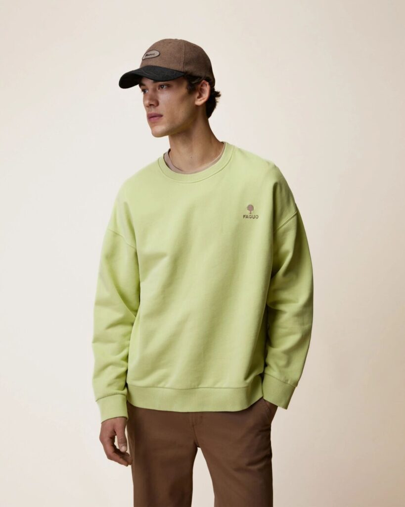 Comment Faguo bouscule le calendrier avec sa collection automne-hiver 2026 - - sweat faguo vert