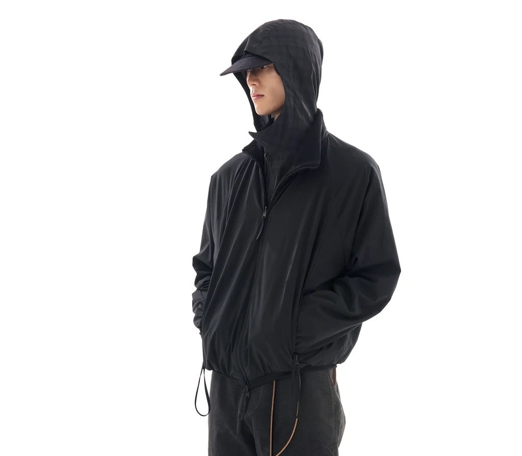 Personne ne les connaît... pour l'instant : voici les trois labels asiatiques qui pourraient bouleverser la mode masculine (et aucun ne ressemble aux deux autres) - - PAF 2