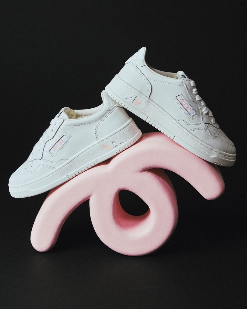 Autry s'associe à une star mondiale de la K-Pop pour une collection qui fait voir la vie en rose (et noir) - - SNEAKERS AUTRY CHANGBIN 9