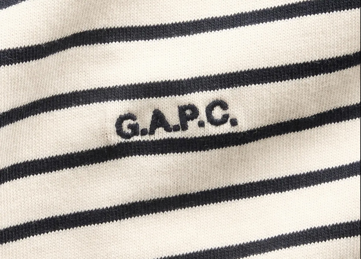 Plus personne ne cherche la veste en jean parfaite chez les créateurs : cet automne, elle sort d'une collaboration inattendue mais (très) stylée - - plus personne ne cherche la veste en jean parfaite chez les createurs cet automne elle sort dune collaboration inattendue mais tres stylee featured 1790143430