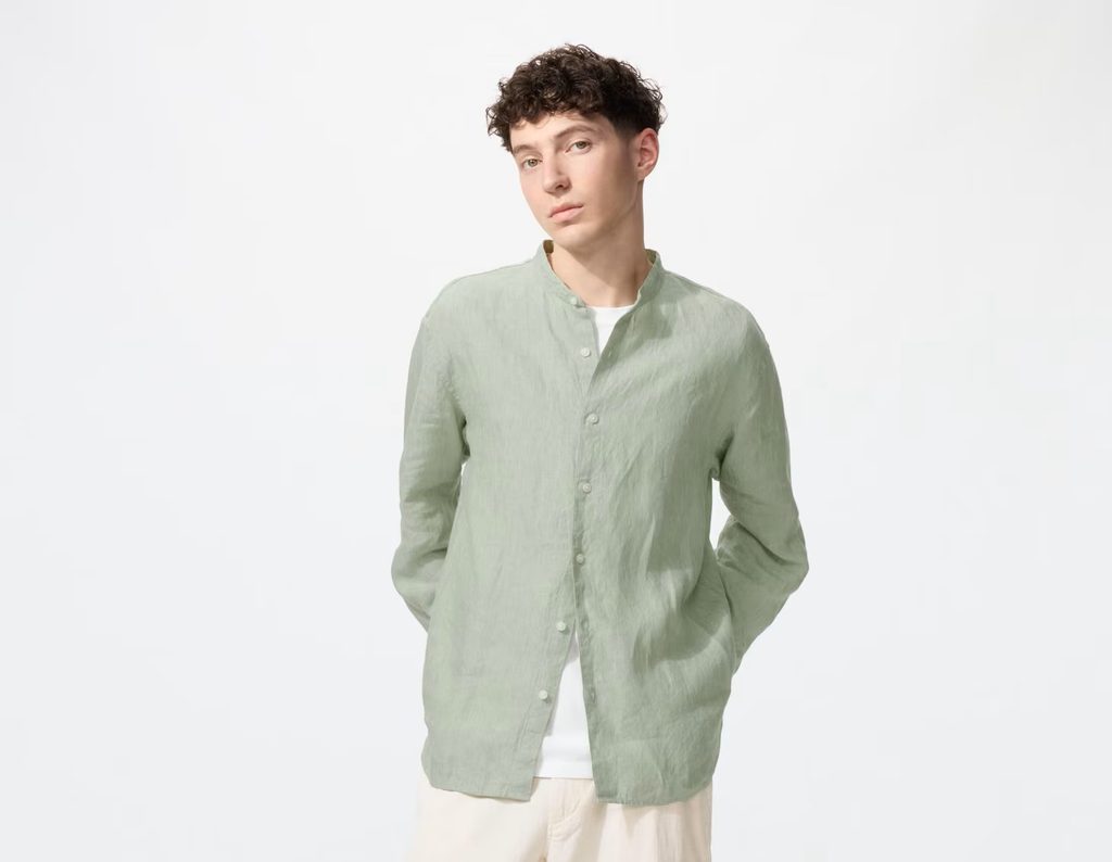 J'ai porté ma chemise à col mao le col ouvert pendant des années jusqu'à ce qu'un tailleur me montre comment lui la ferme : tout a changé - - uniqlo