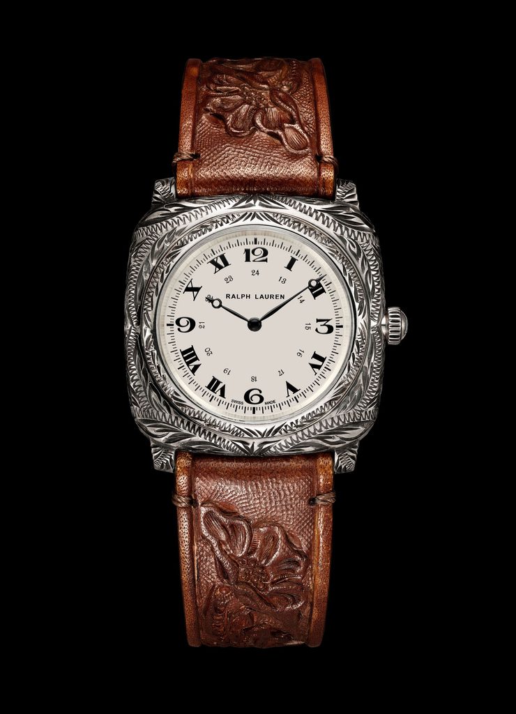Avec son nouveau diamètre de 38 mm, la montre Western de Ralph Lauren prouve que l'extravagance n'est pas qu'une question de taille - - 468B55185001 WATCH FRONT