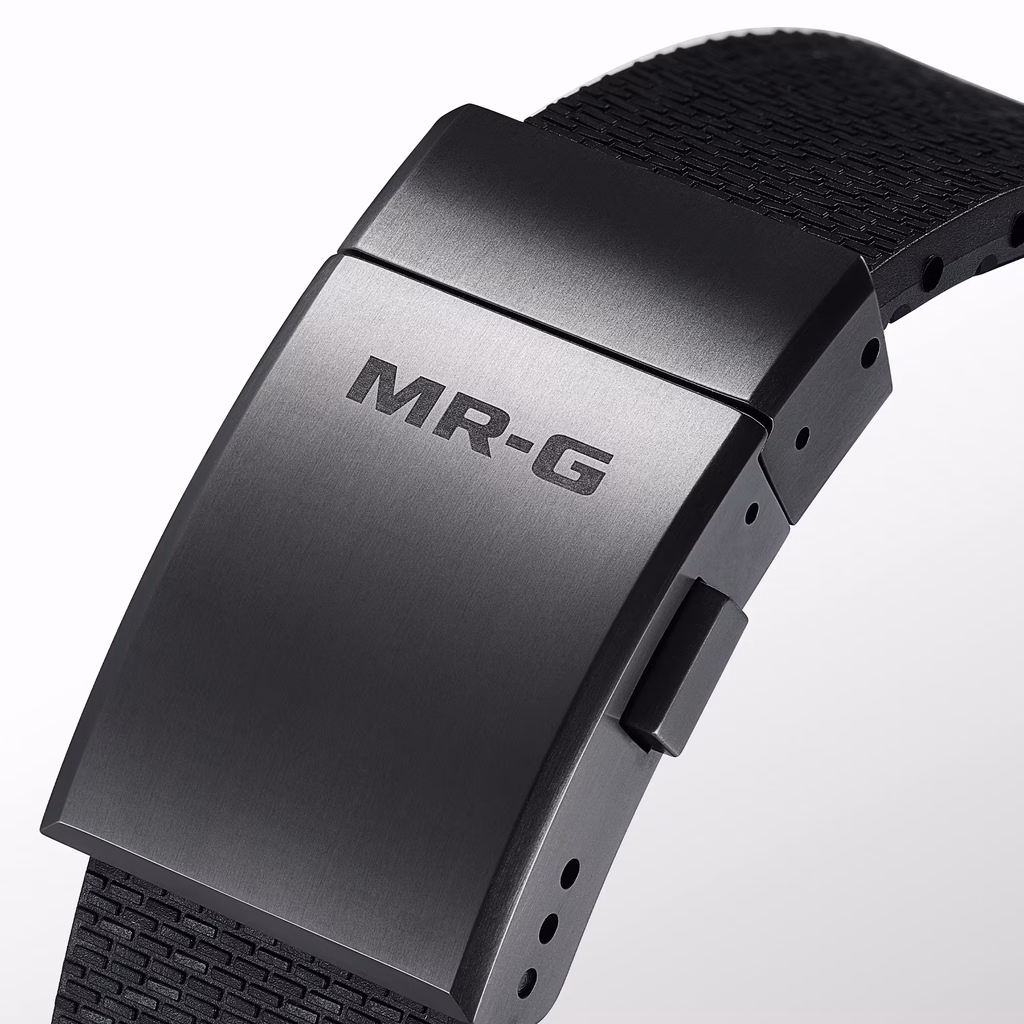 Huit ans de mise au point derrière cette G-Shock numérique au boîtier en saphir vendue 80 000 euros - - MRG D5000 img 06