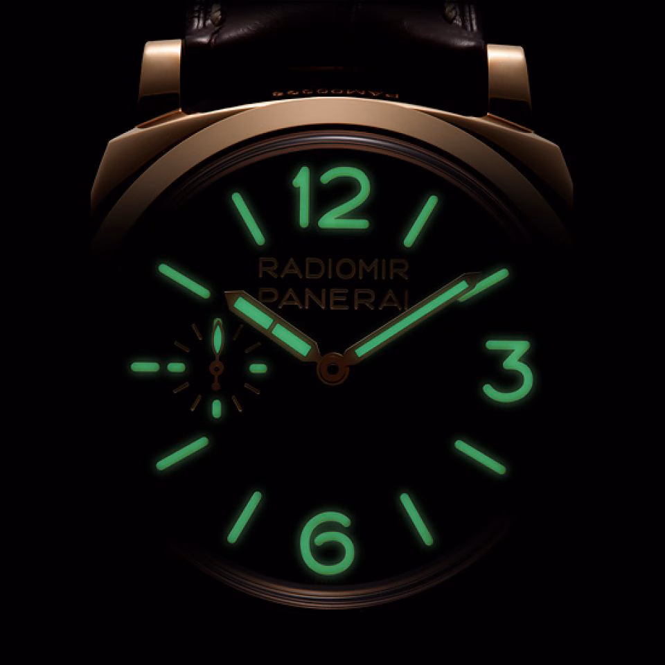 Matières dangereuses et technologie de pointe : la véritable histoire des montres qui s'éclairent dans la nuit - - PANERAI LUMINOR