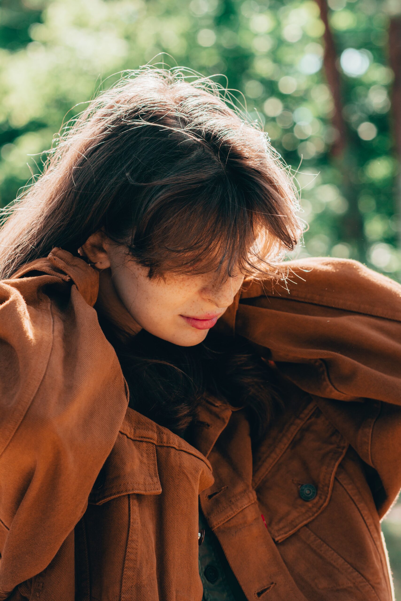 C’est quoi la « Allie Cut » ? Cette coupe ultra trendance que vient d’adopter Louane !