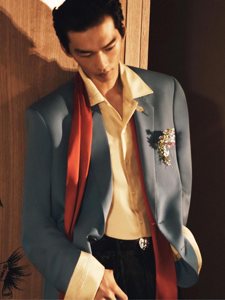 Le réalisateur de Call Me by Your Name signe chez Zara une collection qui ressemble à un décor de cinéma - - img54 66ef4ada 2563 406b bbf4 06db3deda3ea 0